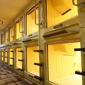 https://shinjuku-kuyakushomae-capsule.alltokyohotels.com